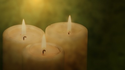 Read more about the article 3 Candles: Still Christmas Slide