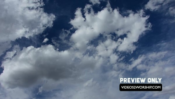 Read more about the article Looping Clouds Time Lapse Video Backdrop