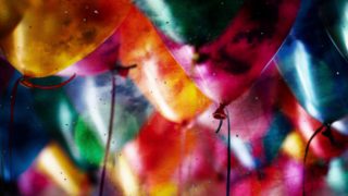 Read more about the article Balloons And Confetti Celebration Motion