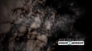 Read more about the article Grunge Fall Leaves Worship Motion Background | Autumn Church Video Loop